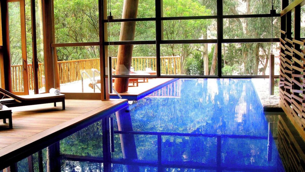 Maras Hotel | 2 Stylish Rooms w/Balcony | Close to Machu Picchu Ruins | Free Parking | Pools