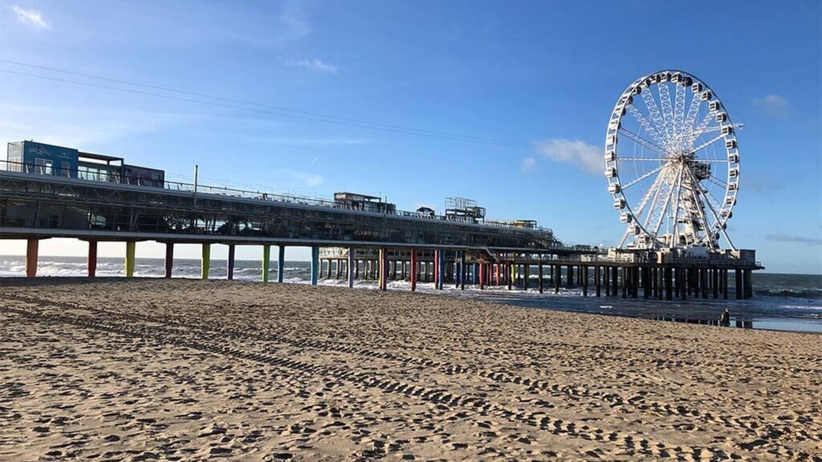 Scheveningen Badplaats House | 2 units in Prime location near city center, Seaside Pier and local sites