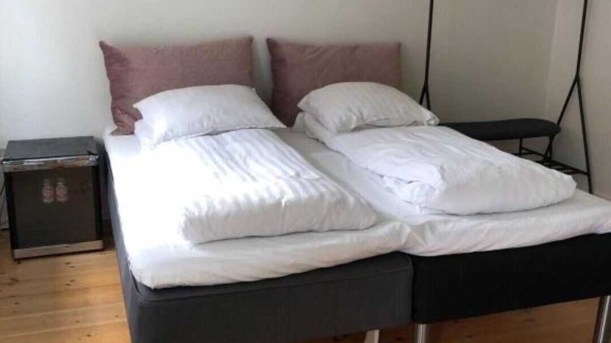 Randers Apartment | 2 vær.lejlighed til 4 gæster dobbeltseng og køjeseng, tee køkken, bad og toilet