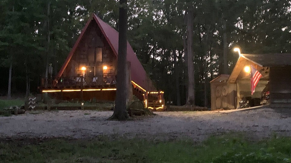 Springville Cabin | 2 wooded acres, 2 king beds & 1 full bed, fire pit & plenty of parking!