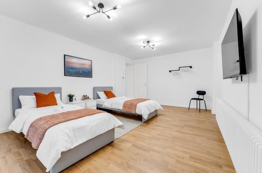 Kopenick Apartment | 2 Zimmer Apartments,4 Betten,zentral am Sbahnhof Köpenick,vollmöbliert