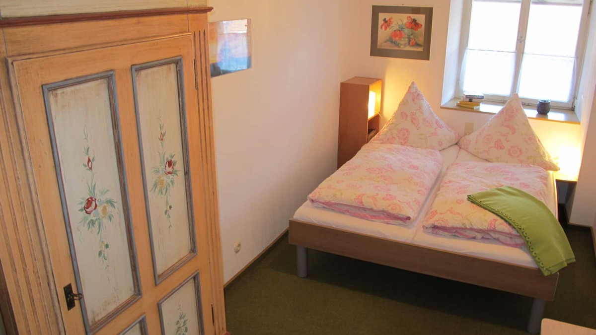 Uehlingen-Birkendorf Apartment | 2-Zimmer-Wohnung "Frauenschuh", 50qm, 1 Schlafzimmer, max. 3 Personen