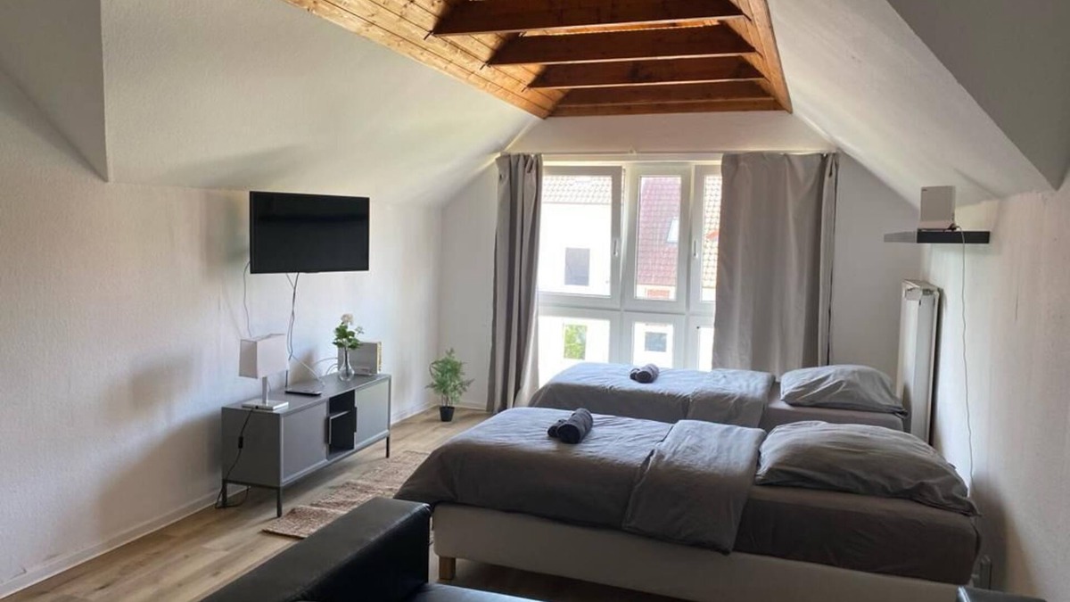 Ahlem-Badenstedt-Davenstedt Condo | 2 Zimmer Wohnung - Küche Badezimmer - 4 Betten - Parkplatz - Wifi