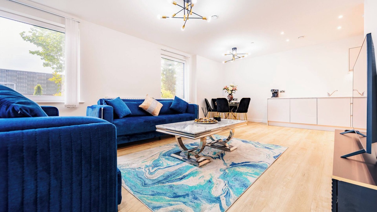 Royal Docks Apartment | -20% LUX Riverside Duplex Masionette By LCY/ExCeL I 25min to Tower of London