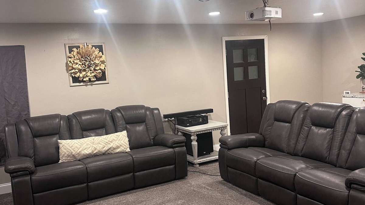 Erda Apartment | 20 mins from the SLC airport spacious, clean, and cozy listing.