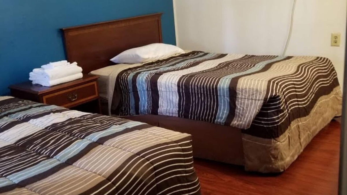 North Tonawanda Hotel | 20 mins to the Falls