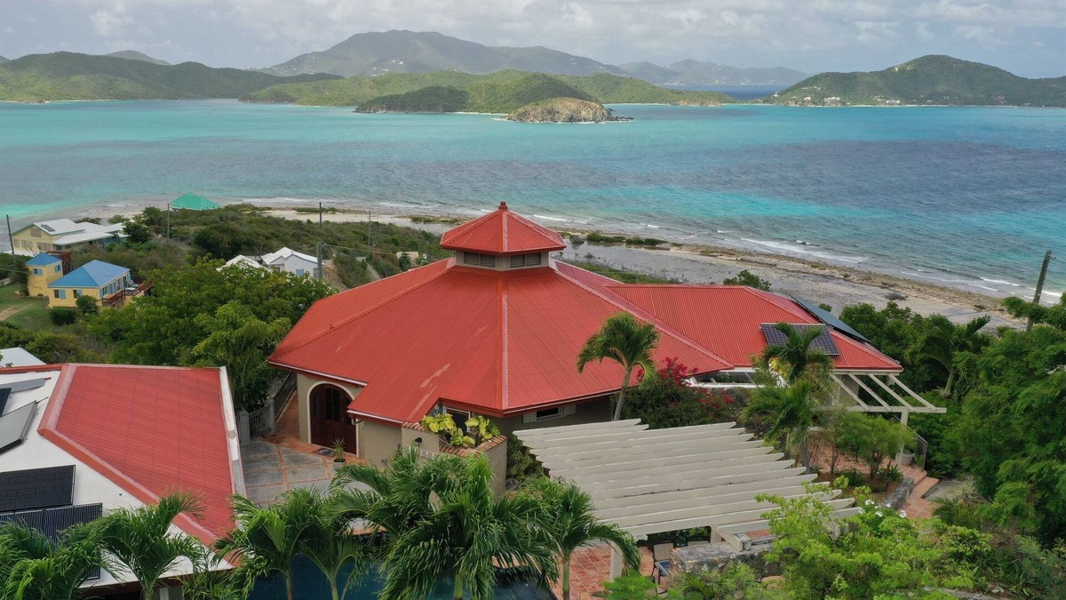 Estate Saint Quaco and Zimmerman Villa | 20% off! Close enough to hear the ocean! Private Pool, 180° Ocean Views, Solar!