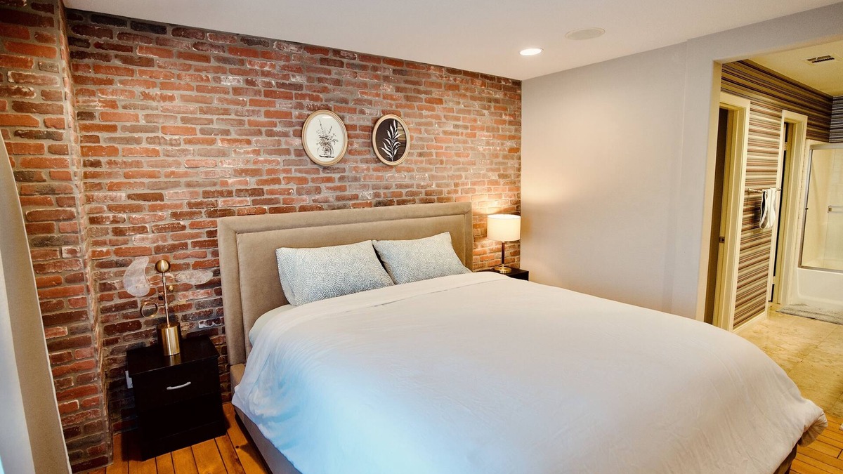Chino Condo | 20% OFF Monthly/Fully Furnished/Near School/Garage Parking/Safe Community