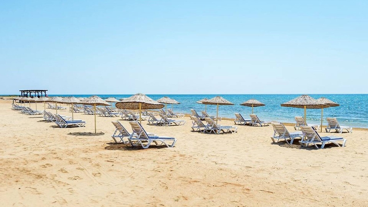 Bafra Apartment | 20% OFF : Stunning Penthouse Apt on Private Beach; Fully Kitted Gym & Sauna