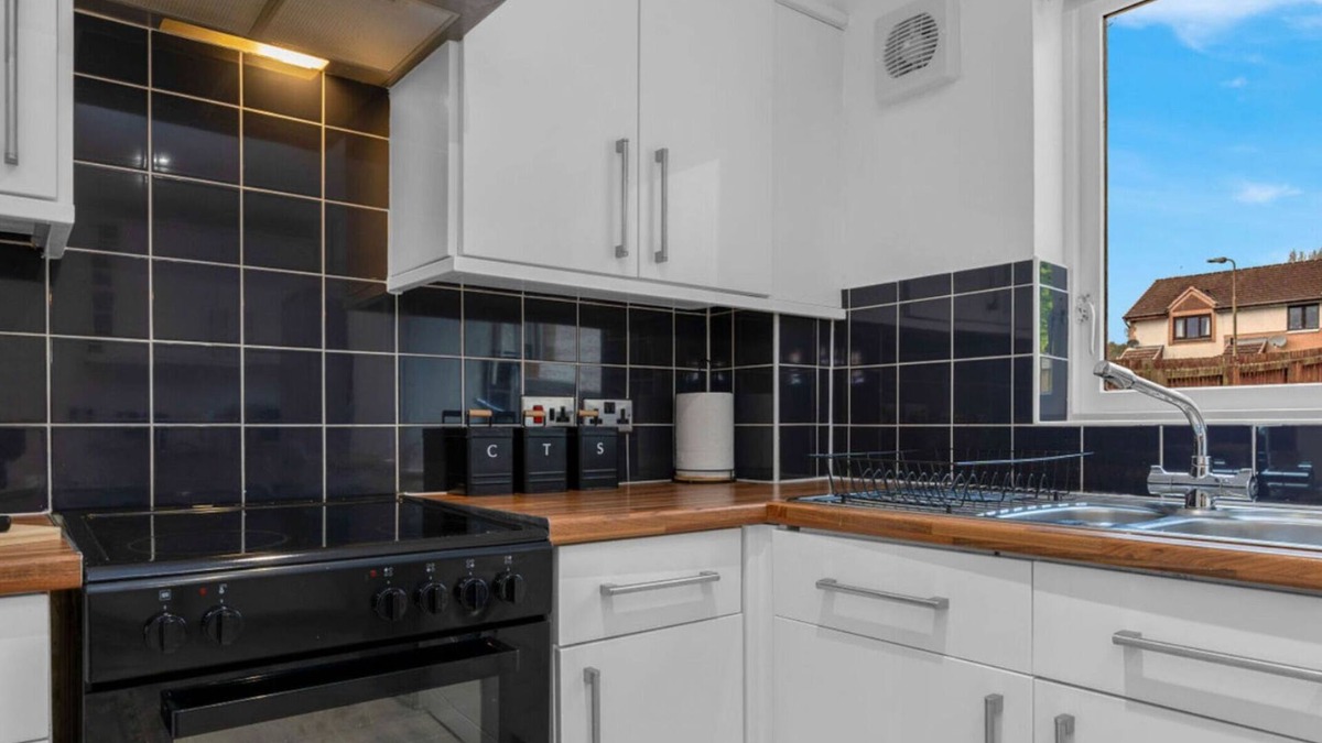 Livingston House | 20 Willow Grove, Craighill, Livingston, EH54 5NA