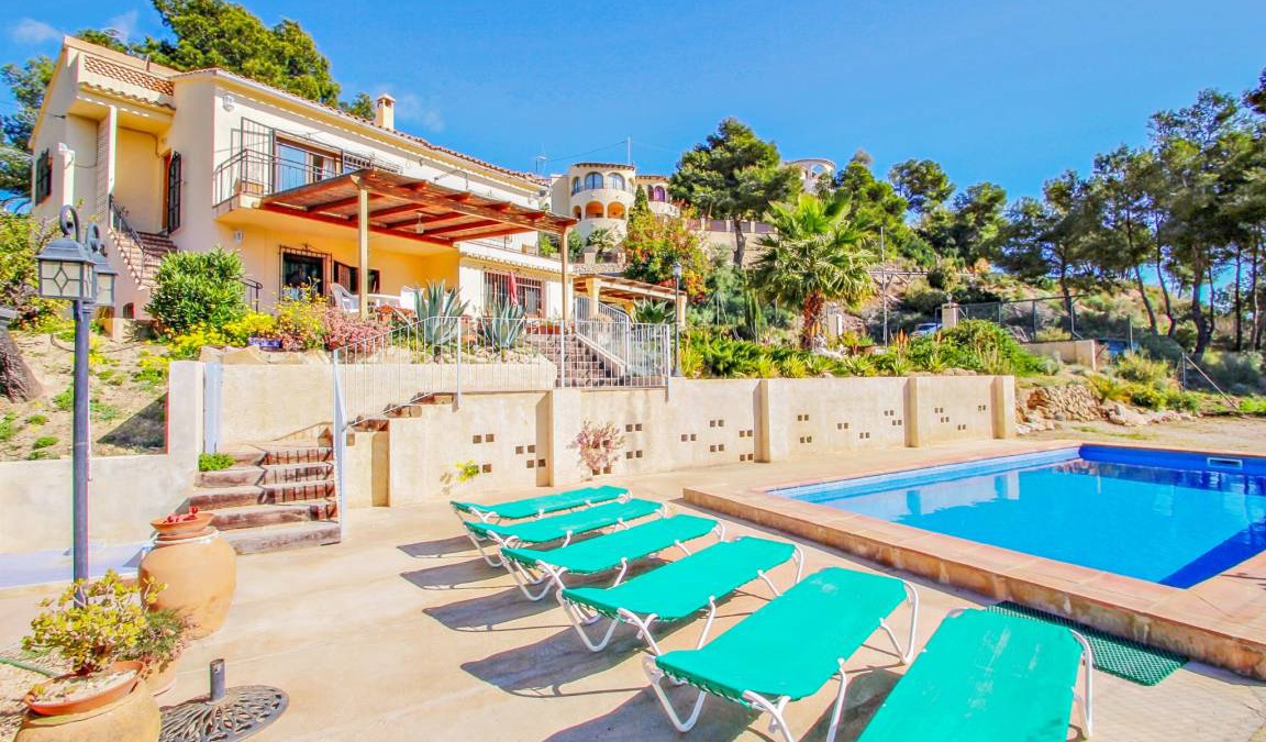 Benissa Coast Villa | 200 m² Villa ∙ 6 bedrooms ∙ 12 guests
