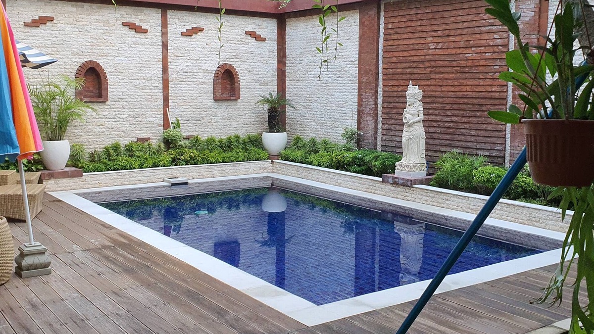 Lovina Villa | 200 m from Lovina beach, quiet and central area.