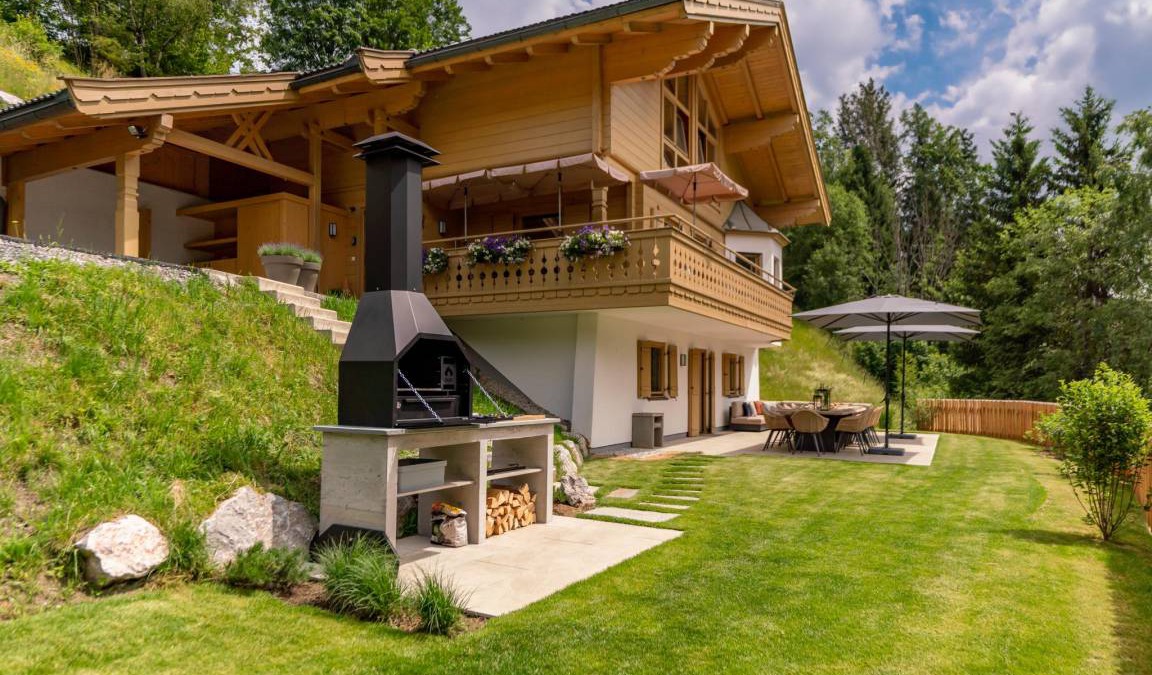 Viehhofen Ski Chalet | 200 m² Chalet ∙ 5 bedrooms ∙ 14 guests