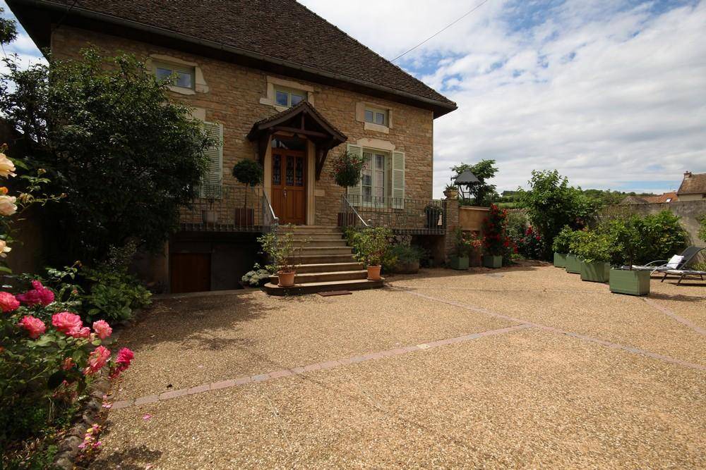 Pommard House | 200 m² House ∙ 4 bedrooms ∙ 7 guests