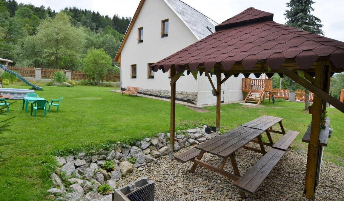 Liberec House | 200 m² House ∙ 5 bedrooms ∙ 14 guests