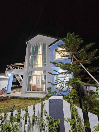 Khemarat Villa | 200 m² Villa ∙ 2 bedrooms ∙ 12 guests