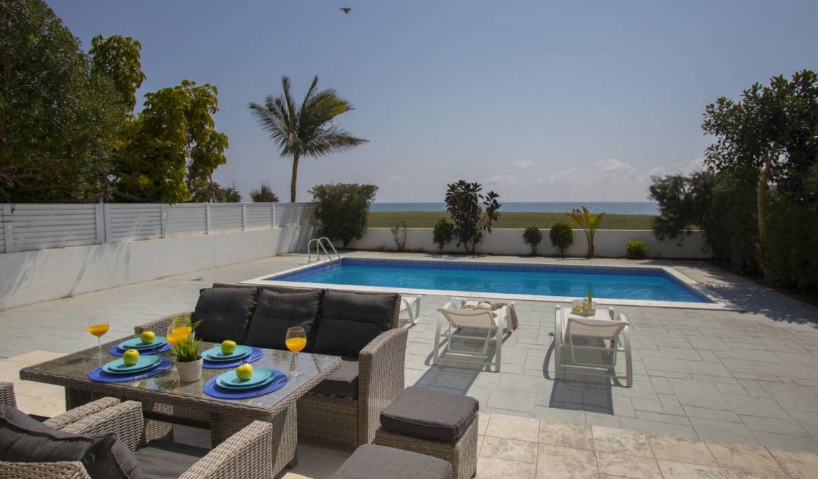 Mazotos Villa | 200 m² Villa ∙ 4 bedrooms ∙ 9 guests