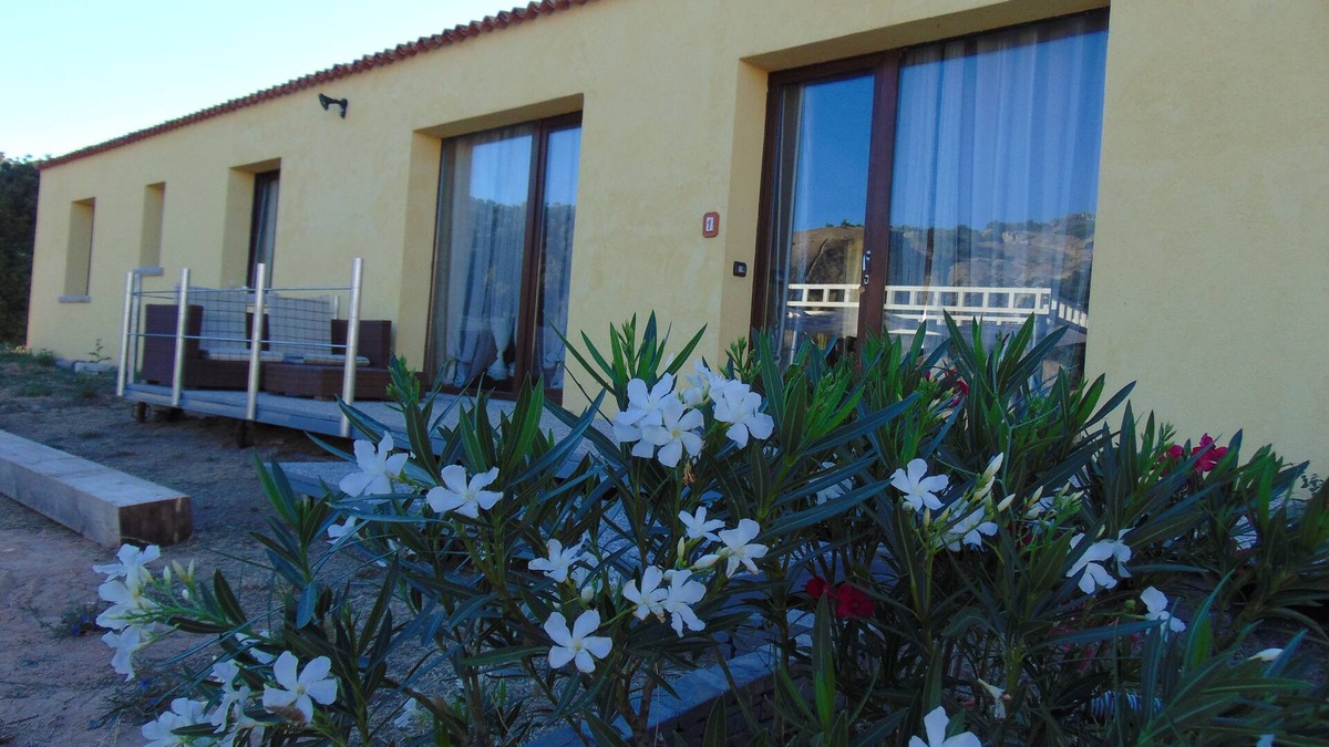 Aglientu Villa | 200 SQM OF VILLA WITH LARGE GARDEN NEAR THE SEA