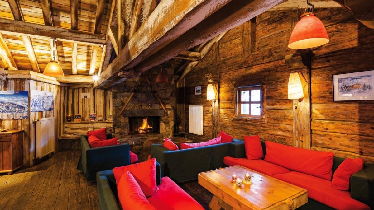 Les Saisies Apartment | 200m from ski slopes, fitness, swimming pool, balcony, tv, ski locker, 50m², Les Saisies
