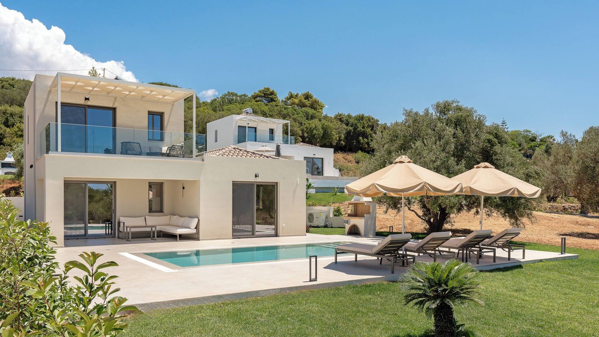 Minia Villa | 200m to the beach | brand new 2024 | Villa Erato - Elysian Villas