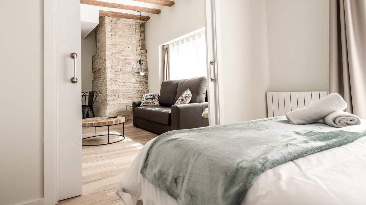 Old Town Apartment | 201 Javier Sierra - La Torre Boutique Apartments