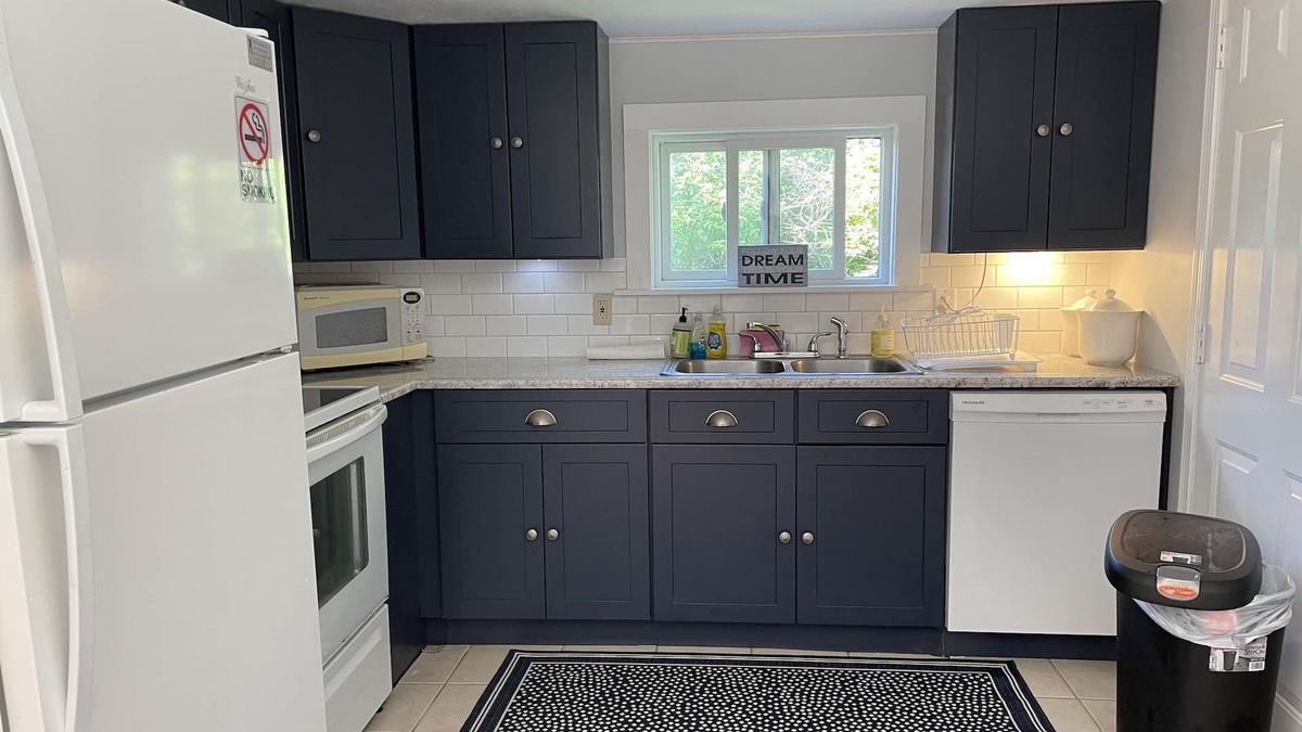 Point Judith Cottage | 2023 Updated Cottage in Pt. Judith w/Outdoor Shower