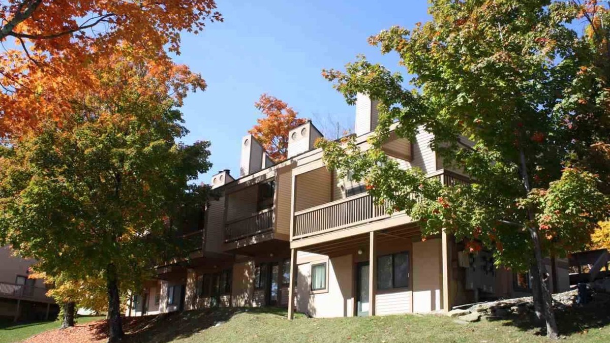 Ludlow Condo | 2025-26 Seasonal Rental Available: Completely Remodeled 2024 Ski in-out Condo