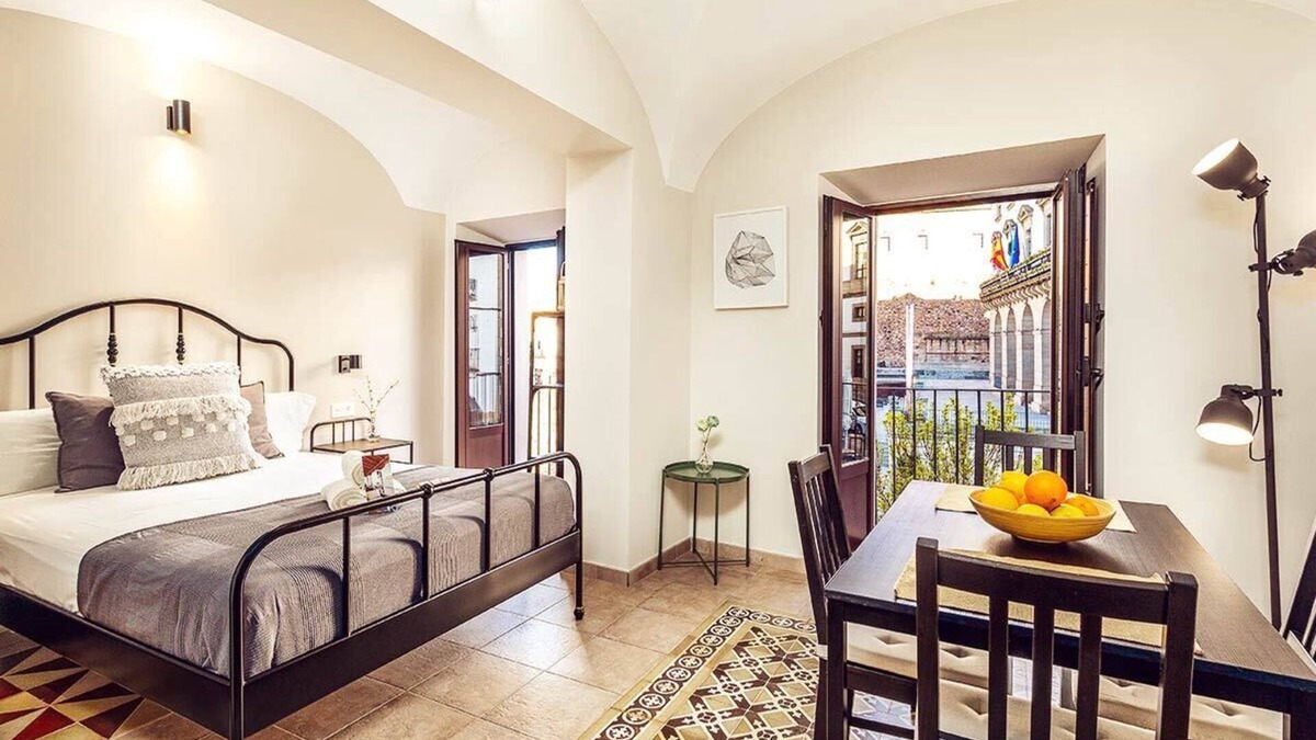 Plaza Mayor Apartment | 204 Studio Plaza - Apartments Plaza Mayor 35