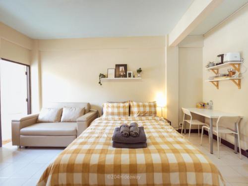 Phlabphla Apartment | 204hideaway-Local Room with Street Food only 15 min walk to Skytrain