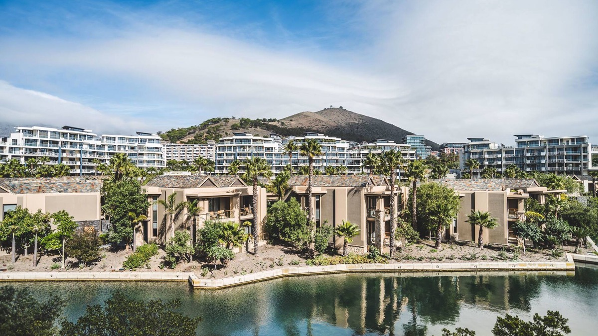 Victoria and Alfred Waterfront Apartment | 205 Pembroke
