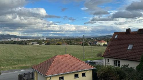 Leubnitz-Neuostra Apartment | 205 qm "Traumtor" mit Sauna, Whirlpool, Kamin und 3 Terrassen mit Blick in die Böhmisch Sächsische Schweiz