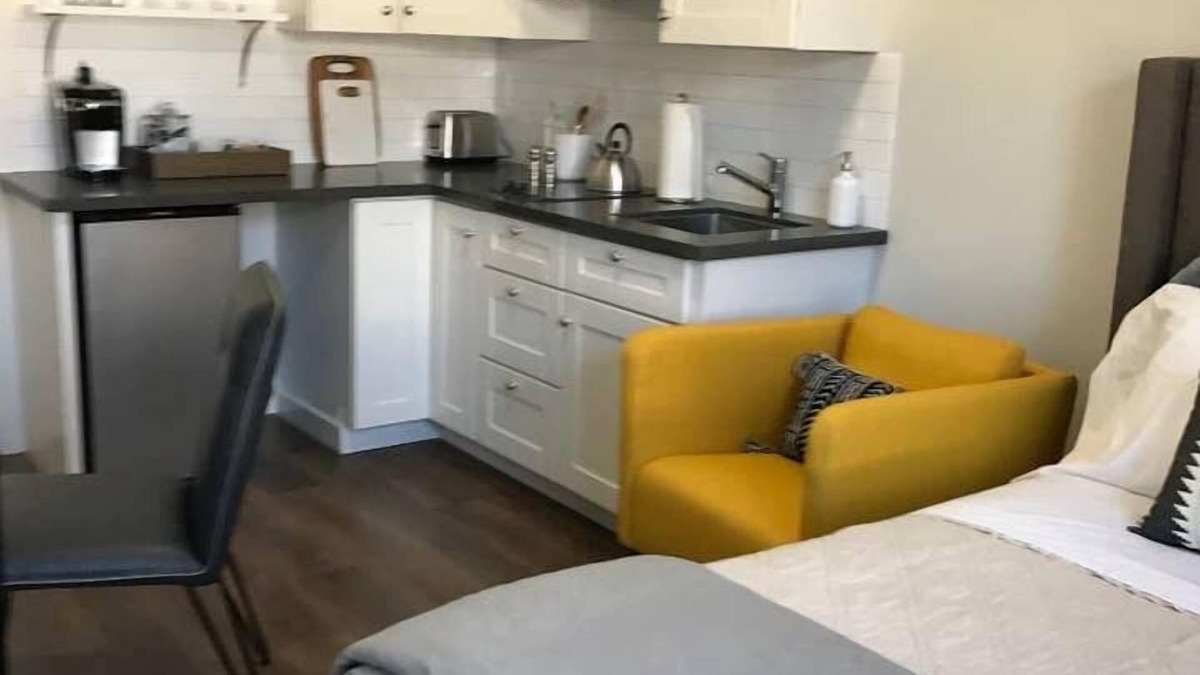 Downtown San Jose Apartment | 208-Vibrant Studio Apt. in downtown San Jose!