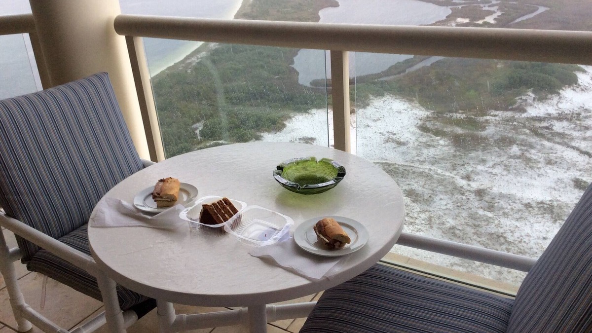 Pensacola Beach Condo | 20th floor 2nd Tower Views of both the Gulf & the Sound East Facing Highrise