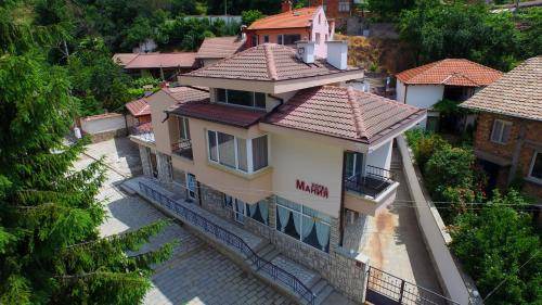 Kalofer Bed & Breakfast | 21 m² Bed and breakfast ∙ 5 bedrooms ∙ 11 guests