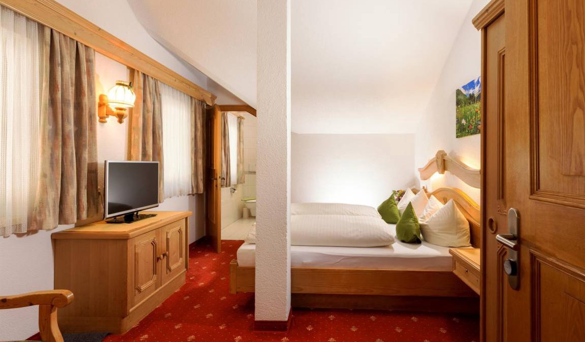 Holzgau Hotel | 21 m² Hotel ∙ 1 bedroom ∙ 2 guests