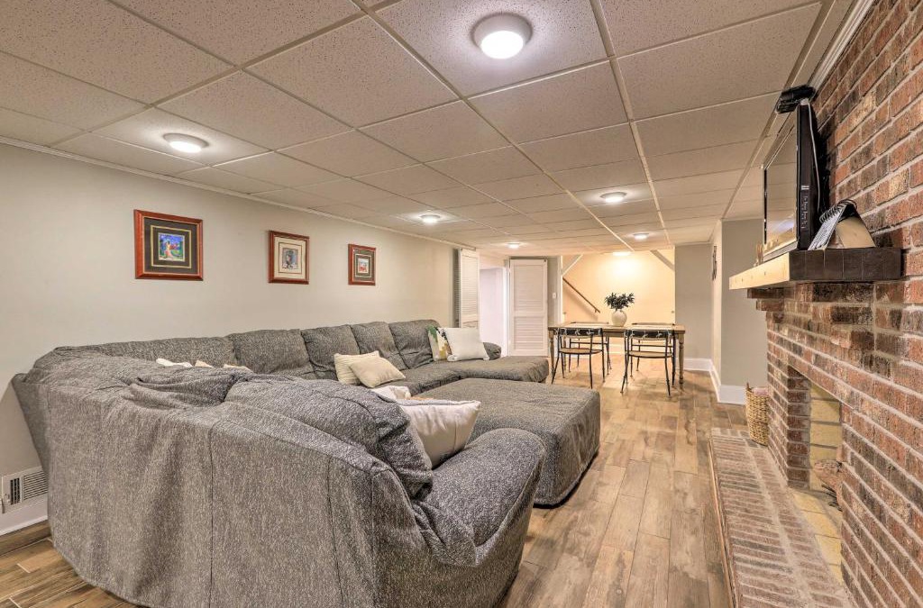 Jonesboro Apartment | 21 Mi to Atlanta Getaway with Fire Pit!