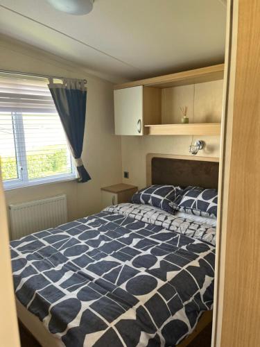 Allhallows Apartment | 21 Riverview, Allhallows