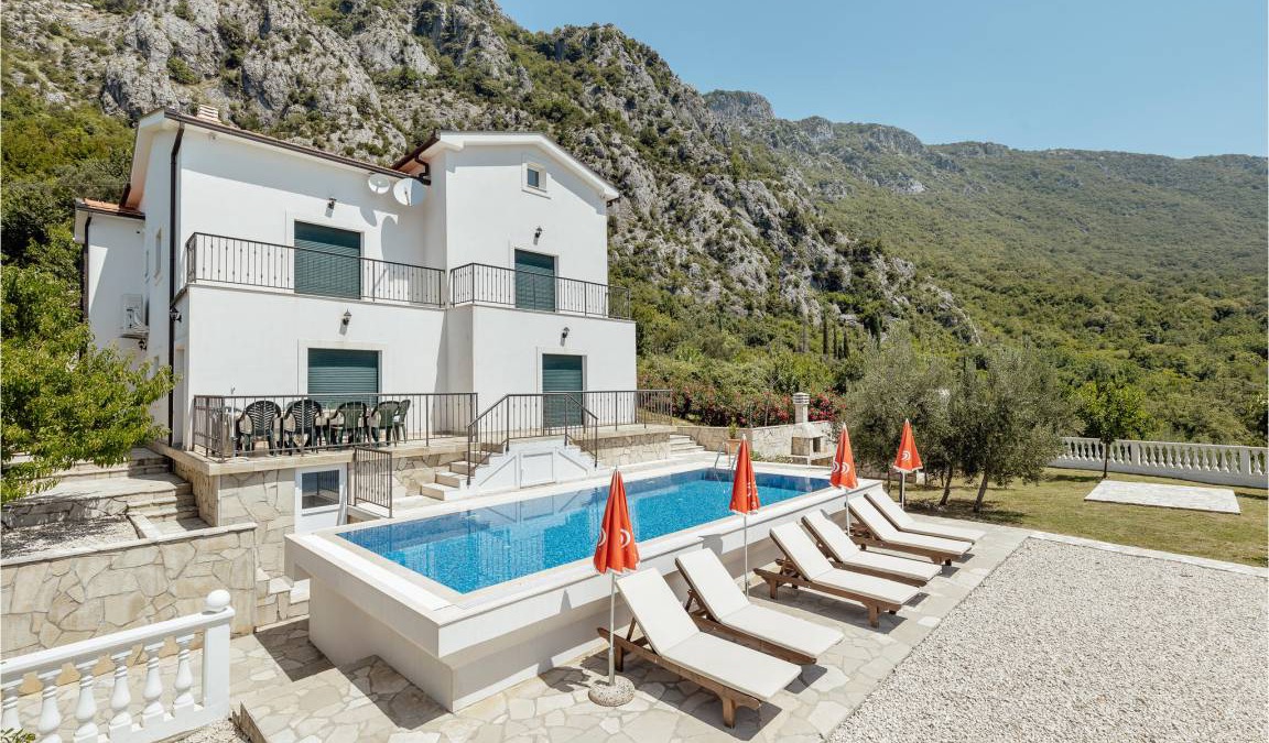 Sasovici House | 210 m² House ∙ 4 bedrooms ∙ 8 guests