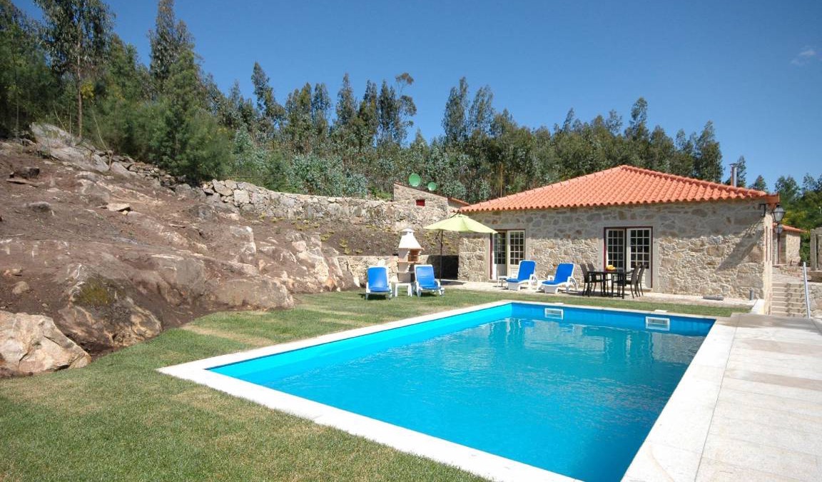 Cossourado House | 216 m² House ∙ 4 bedrooms ∙ 8 guests