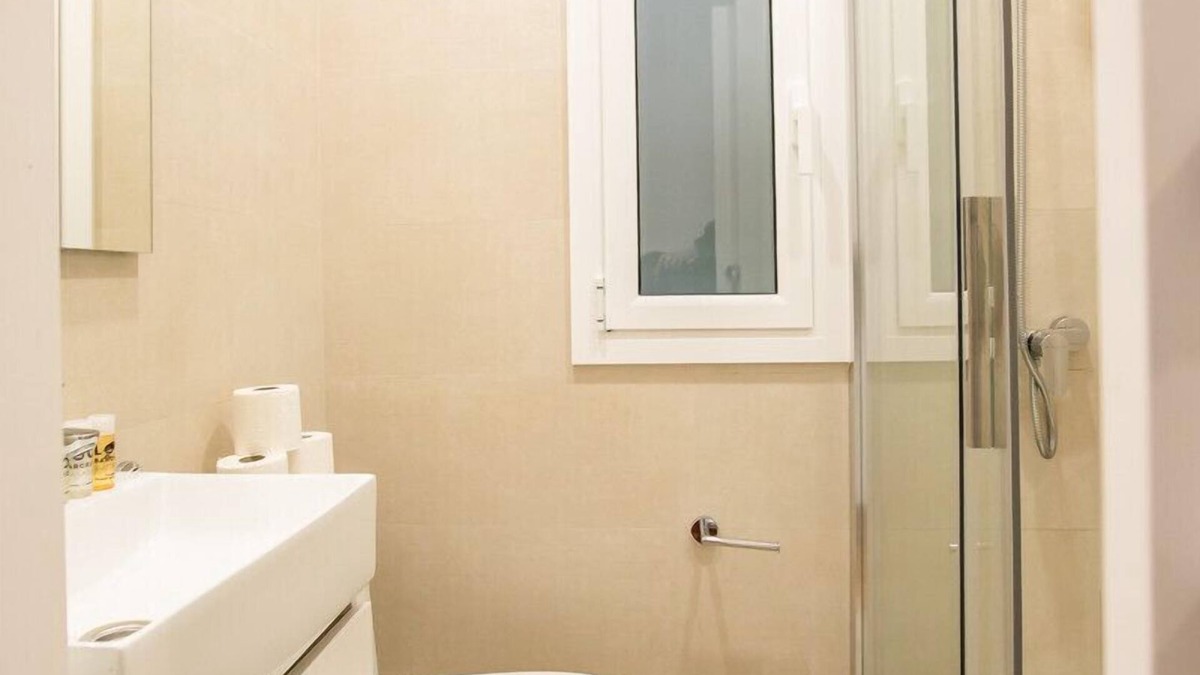 El Poble-sec Apartment | 21PAR1005 Beautiful 2 bedrooms apartment