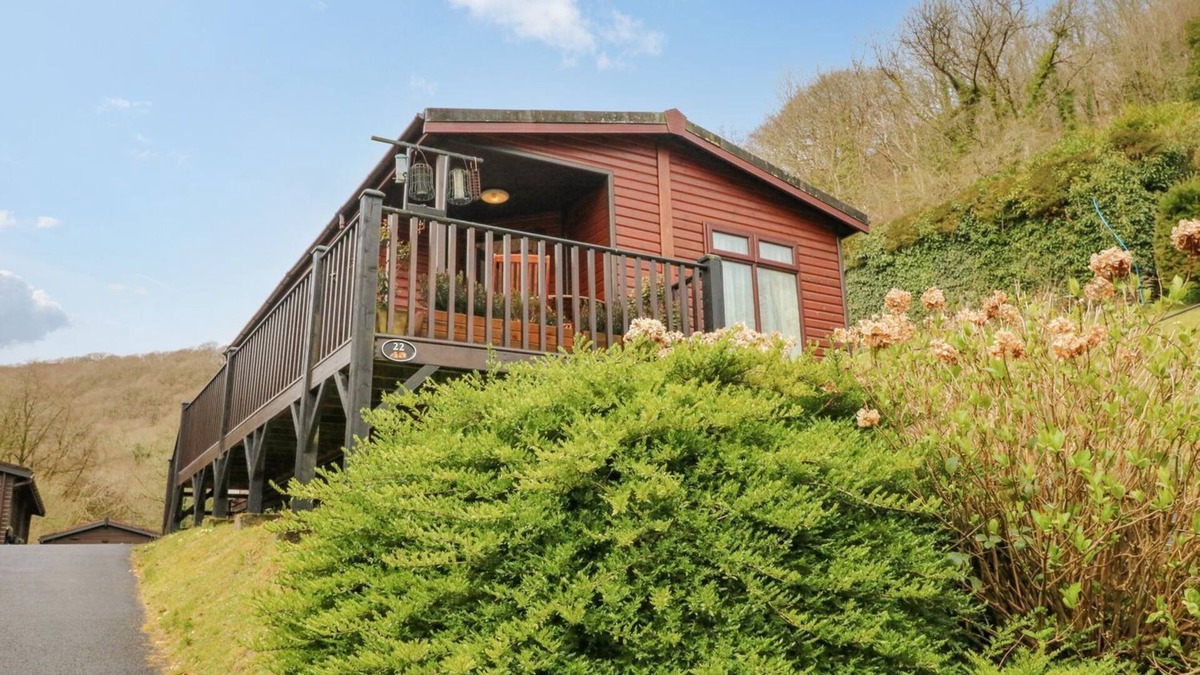 Barbrook Cottage | 22 TWO LITTLE DUCKS, pet friendly, with a garden in Lynton