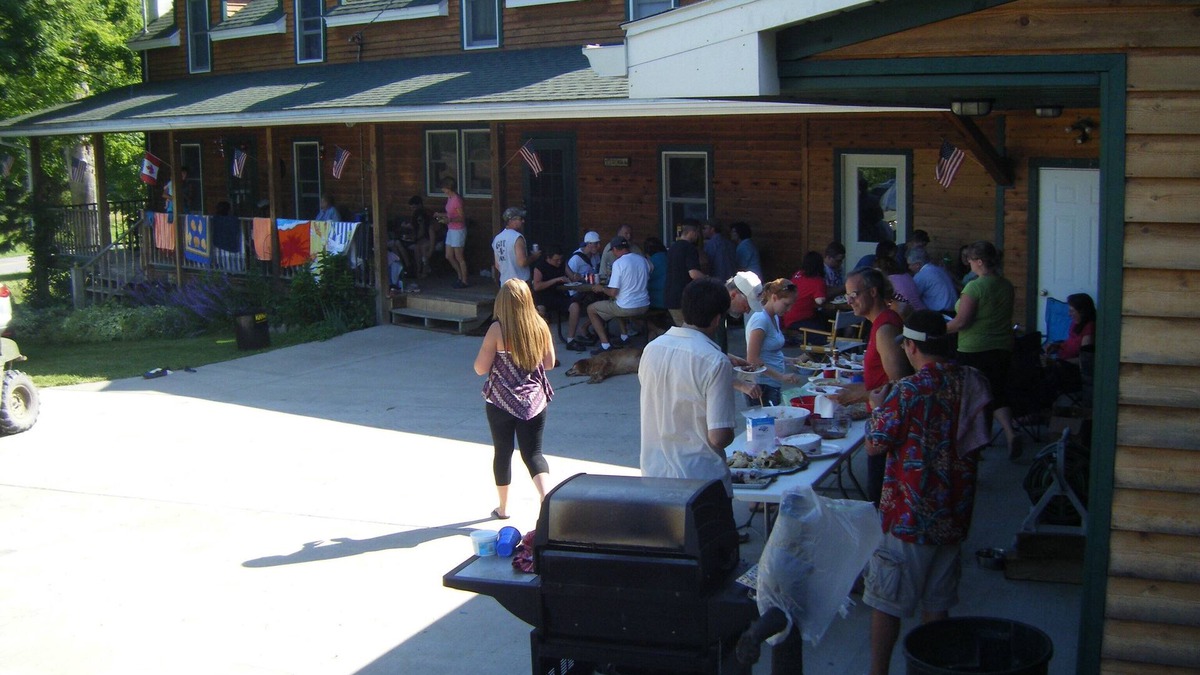 Town of Burns House | 220 acre Country gentlemens Estate for Family Reunions