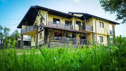 Bala House | 220 m² Farmhouse ∙ 3 bedrooms ∙ 8 guests
