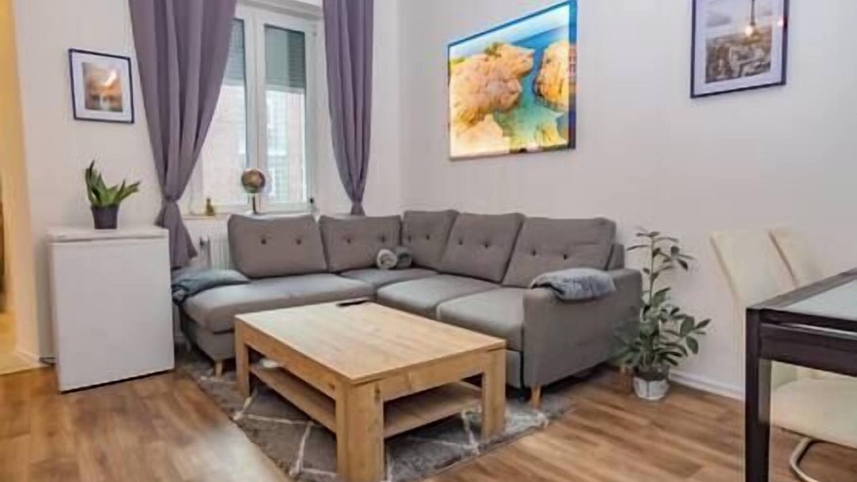 Innenstadt Apartment | #221 Lux-flat Neuss/D-messe/Netflix&amazon Prime/8 Personen