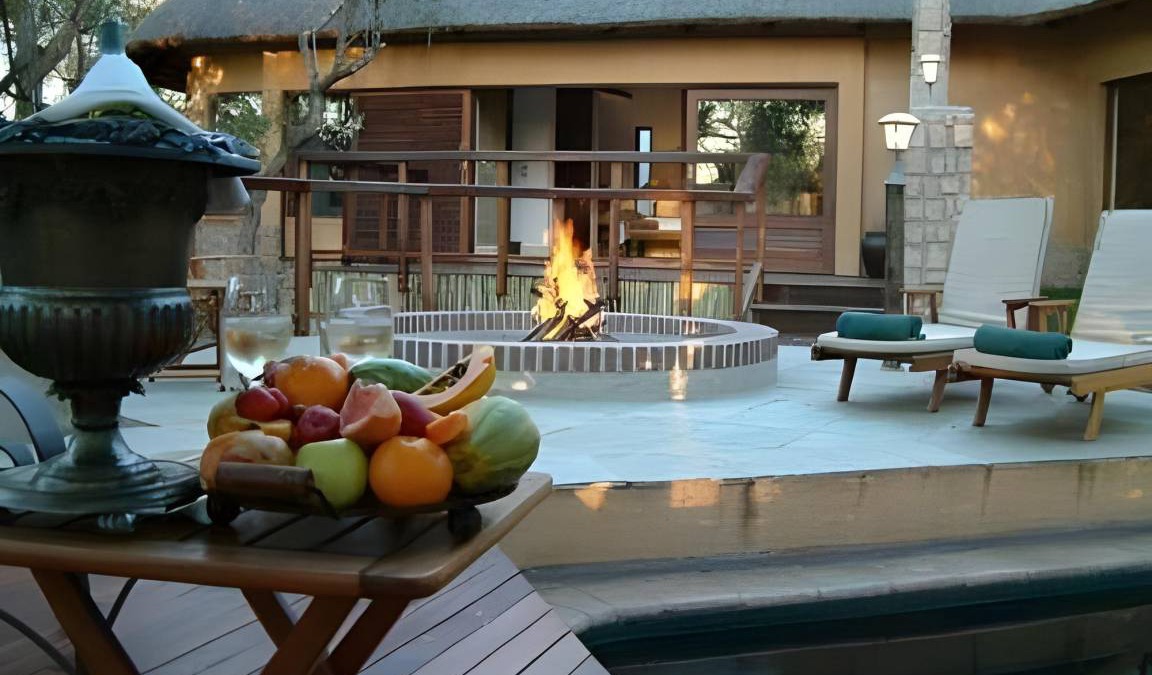 Thorny Bush Game Reserve Cabin | 224 m² Lodge ∙ 4 guests
