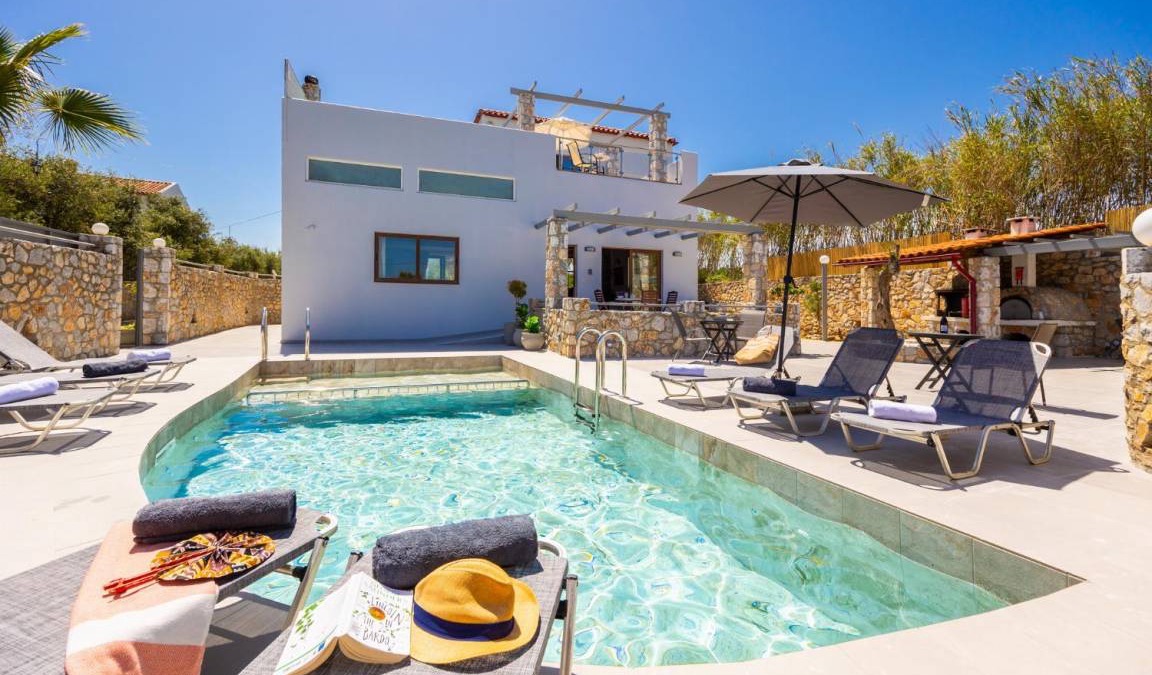 Tavronitis Villa | 225 m² Villa ∙ 4 bedrooms ∙ 8 guests