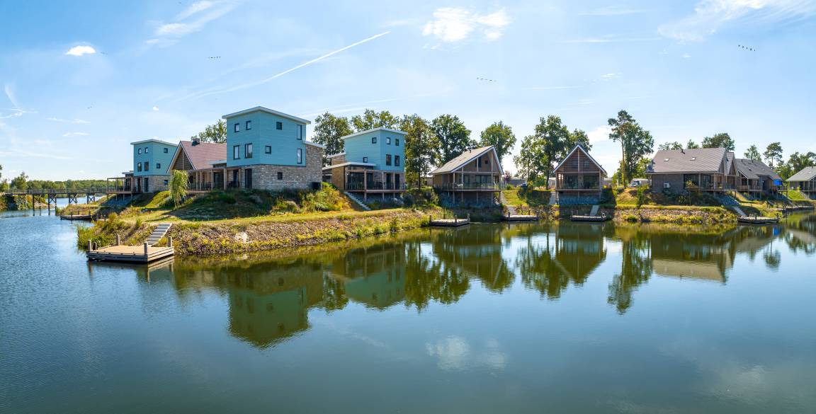 Leuken House | 226 m² House ∙ 8 bedrooms ∙ 16 guests