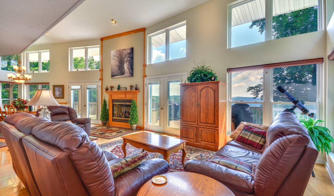 Dan River House | 232 m² House ∙ 3 bedrooms ∙ 9 guests