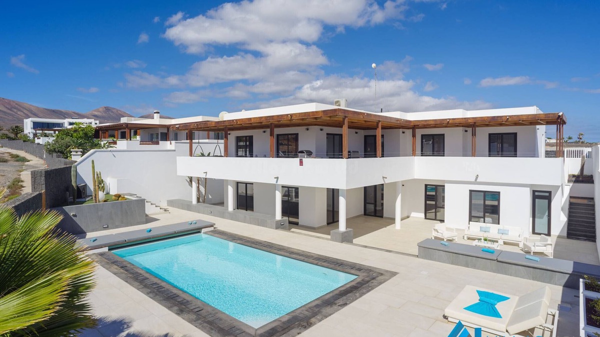 Puerto Calero Villa | 232 - Vista Del Mar (LH232)