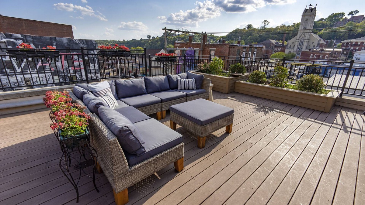 Dubuque Apartment | 233 Main Street Penthouse
